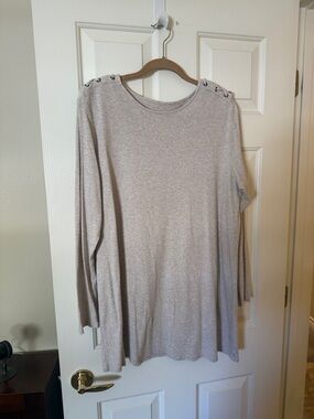 JJill  Long Sleeve Scoop Neck Top with Shoulder Eyelet Detail